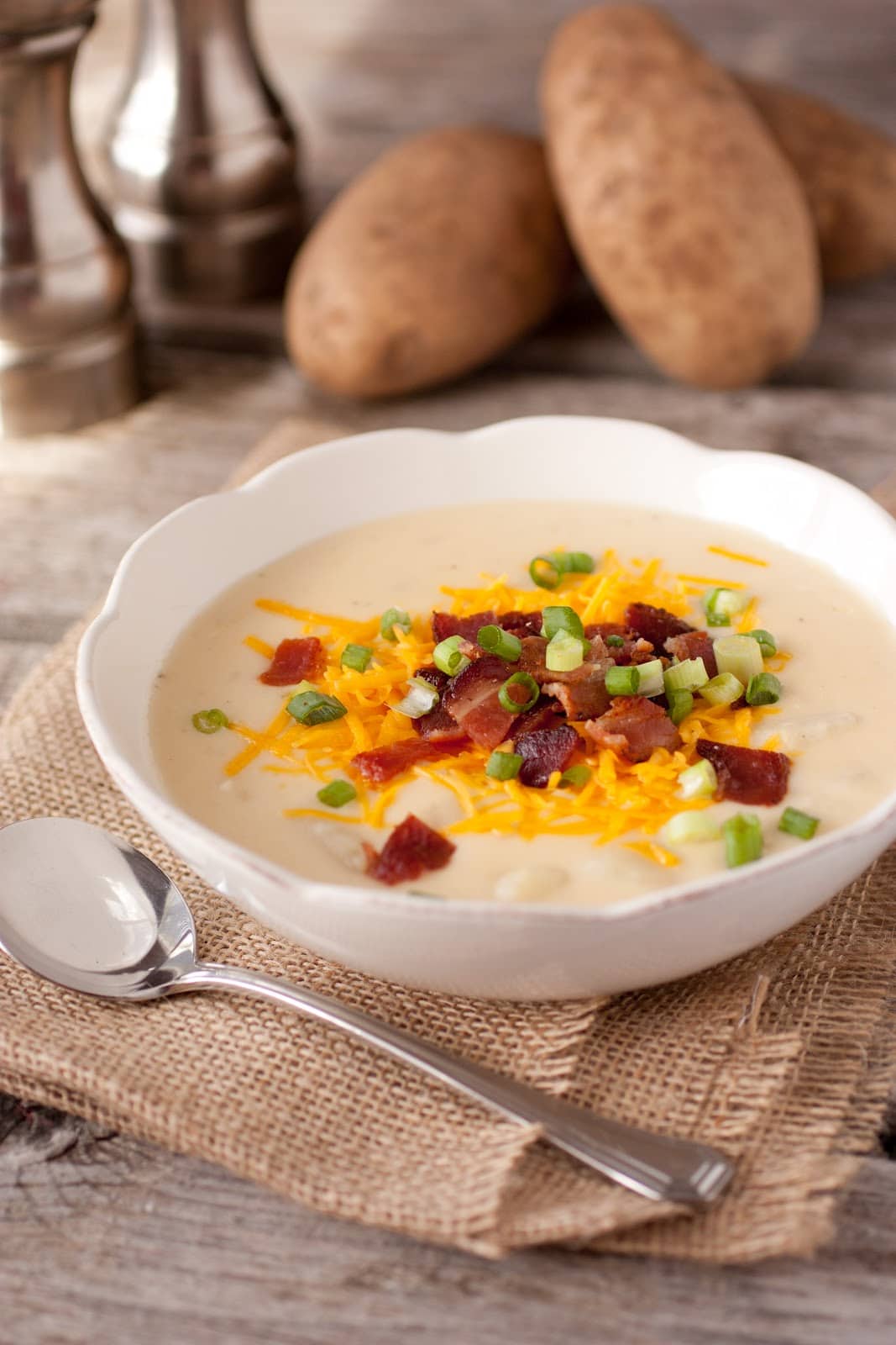 Upgrade Your Comfort Food: Cheesy Bacon Ranch Potato Soup Recipe